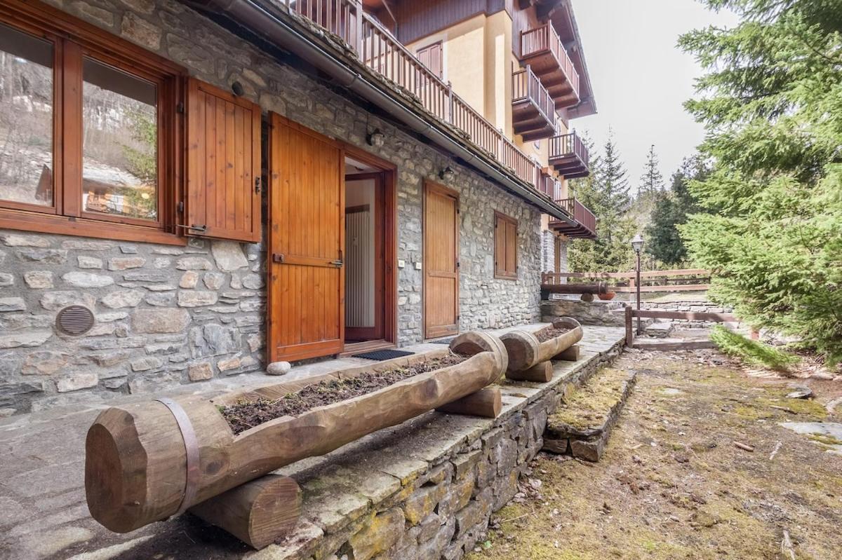 10 Min. Da Courmayeur Elegante Appartamento Pré-Saint-Didier Exterior foto